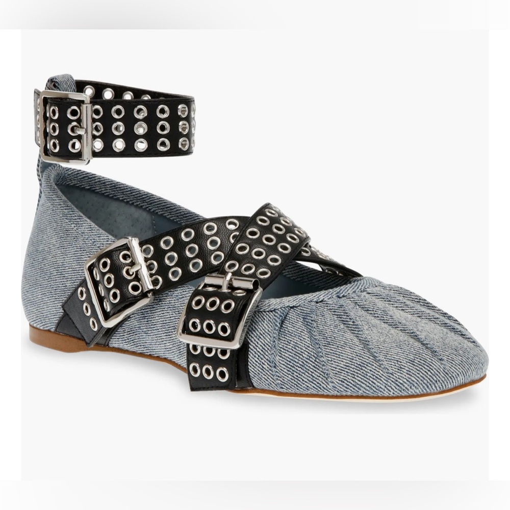 Steve Madden Bryar Ankle Strap Flat (Women)